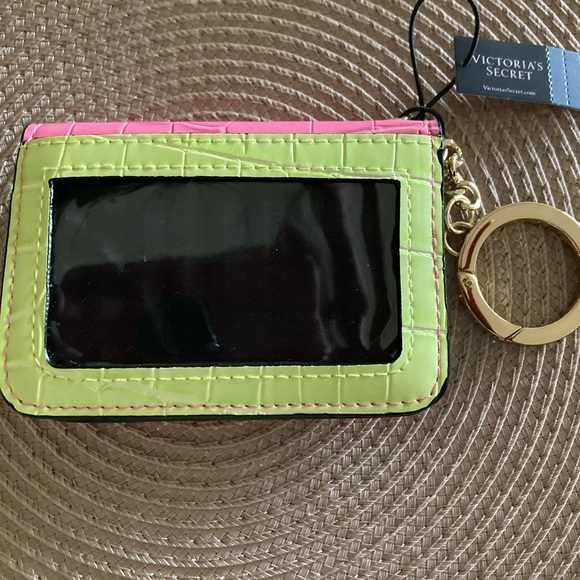 NWT Victoria’s Secret card case charm (Limited Edition) - Picture 2 of 6